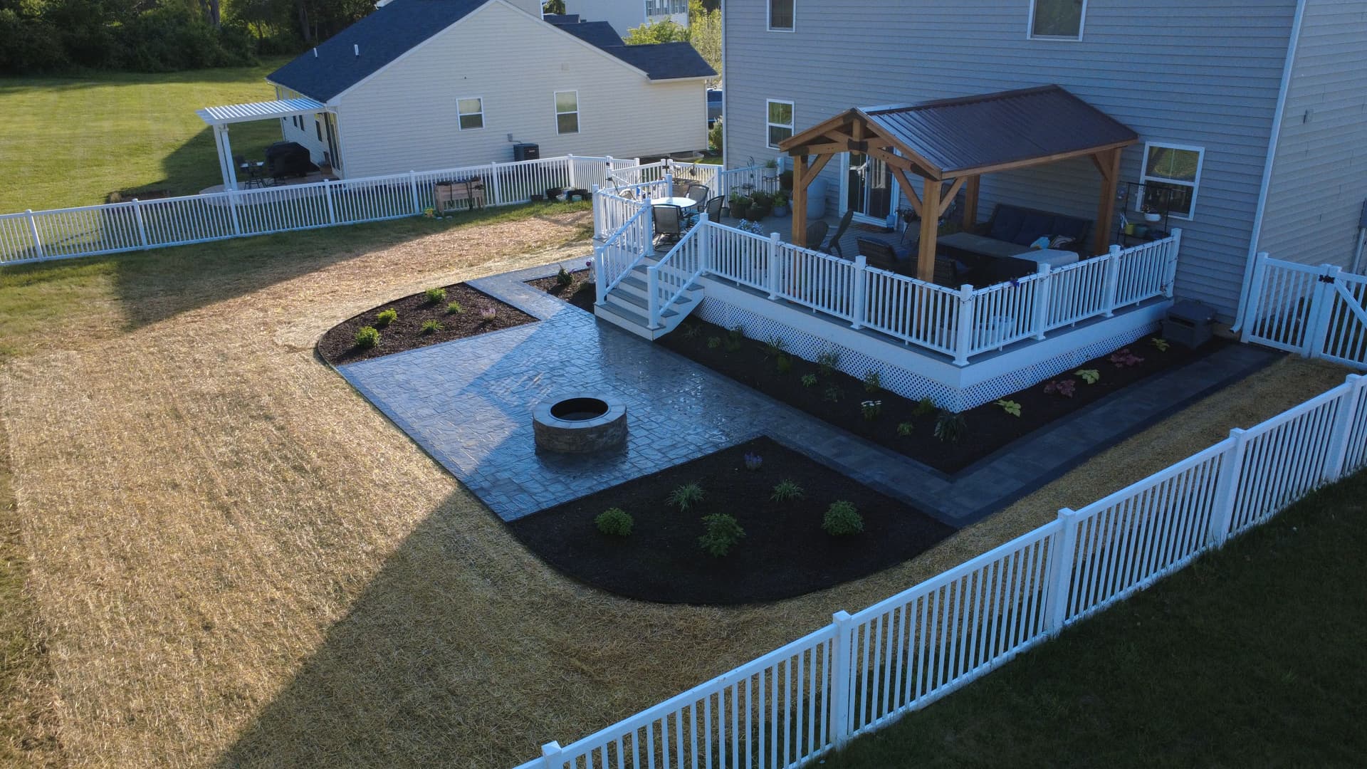 Gallery photos for Backyard Paver Patio and Outdoor Living Build That Turned Out Sharp: Image #1
