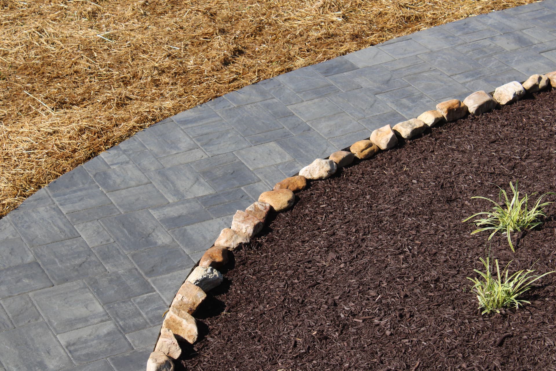 Gallery photos for Cambridge Onyx Natural Paver Walkway with Stone Border: Image #3