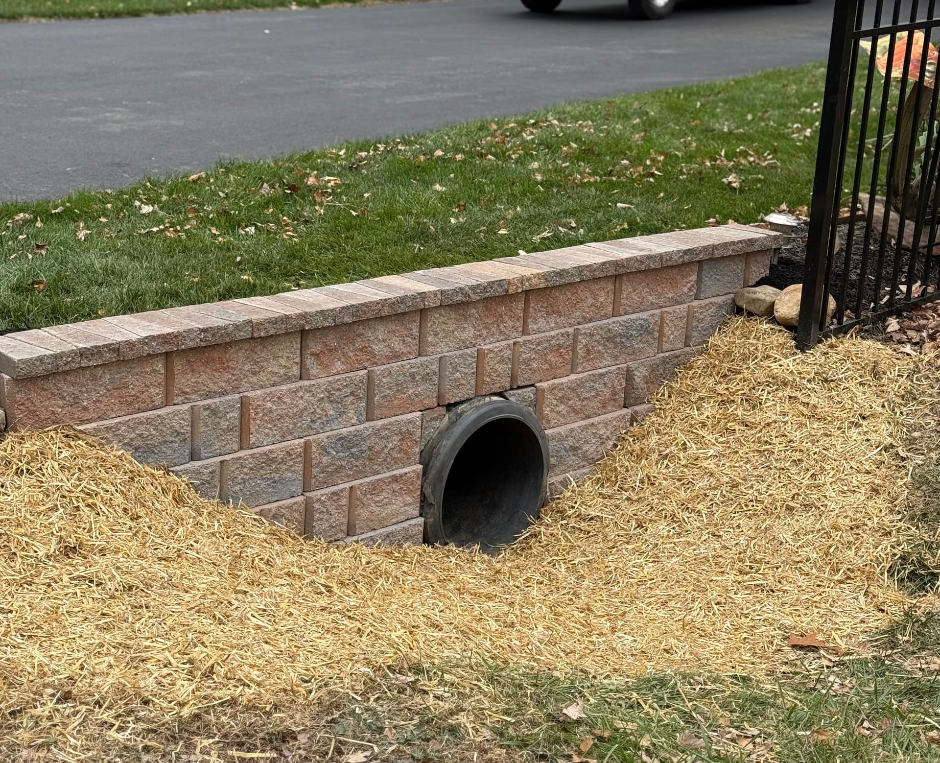 Gallery photos for Smart Drainage System and Retaining Walls Installation: Image #1
