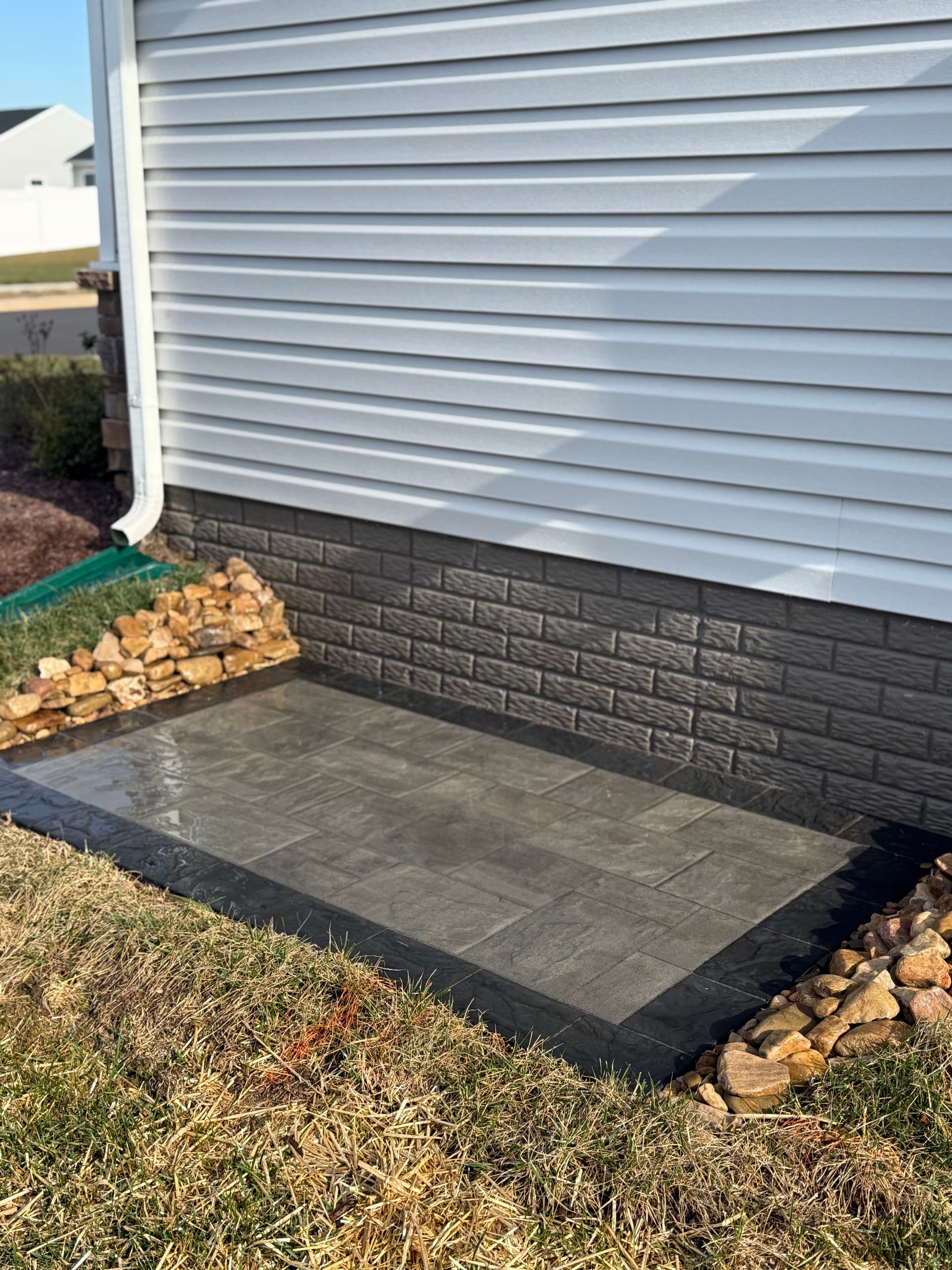 Efficient Outdoor Solution with Cambridge Pavers image